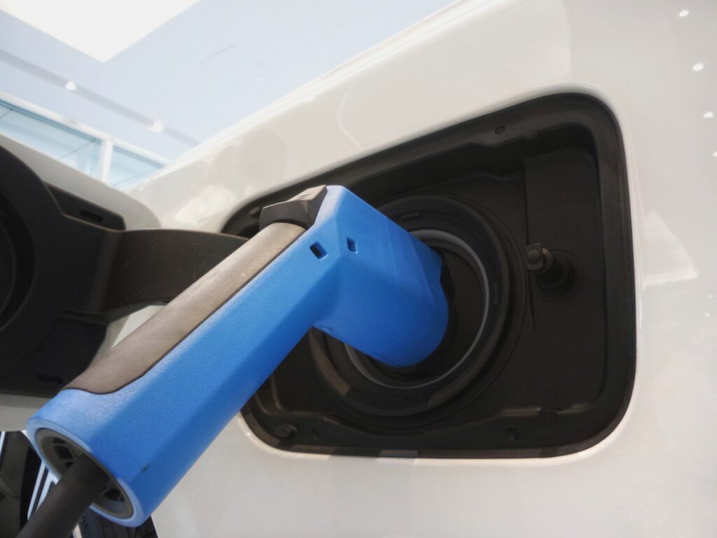 How to Choose Electrical Equipment for Passenger Cars To Ensure Their Durability?