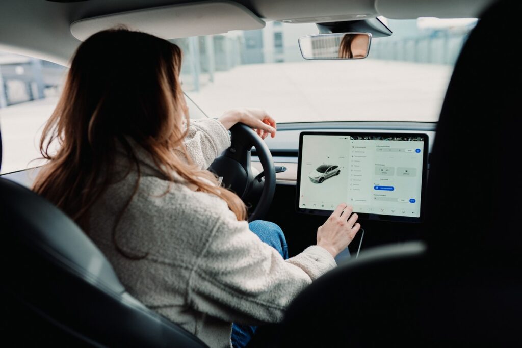 How to Choose Electrical Equipment for Passenger Cars To Ensure Their Durability?