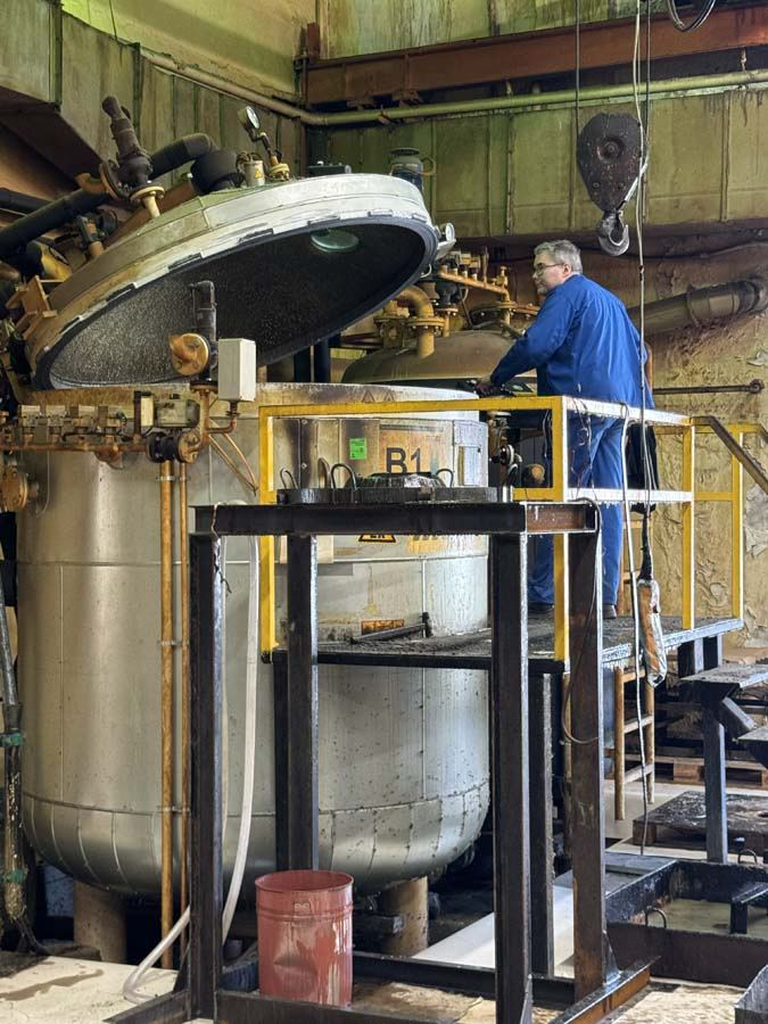 RER is a full-cycle manufacturer of electrical machines, equipment, and engineering solutions for electric transport and related industries